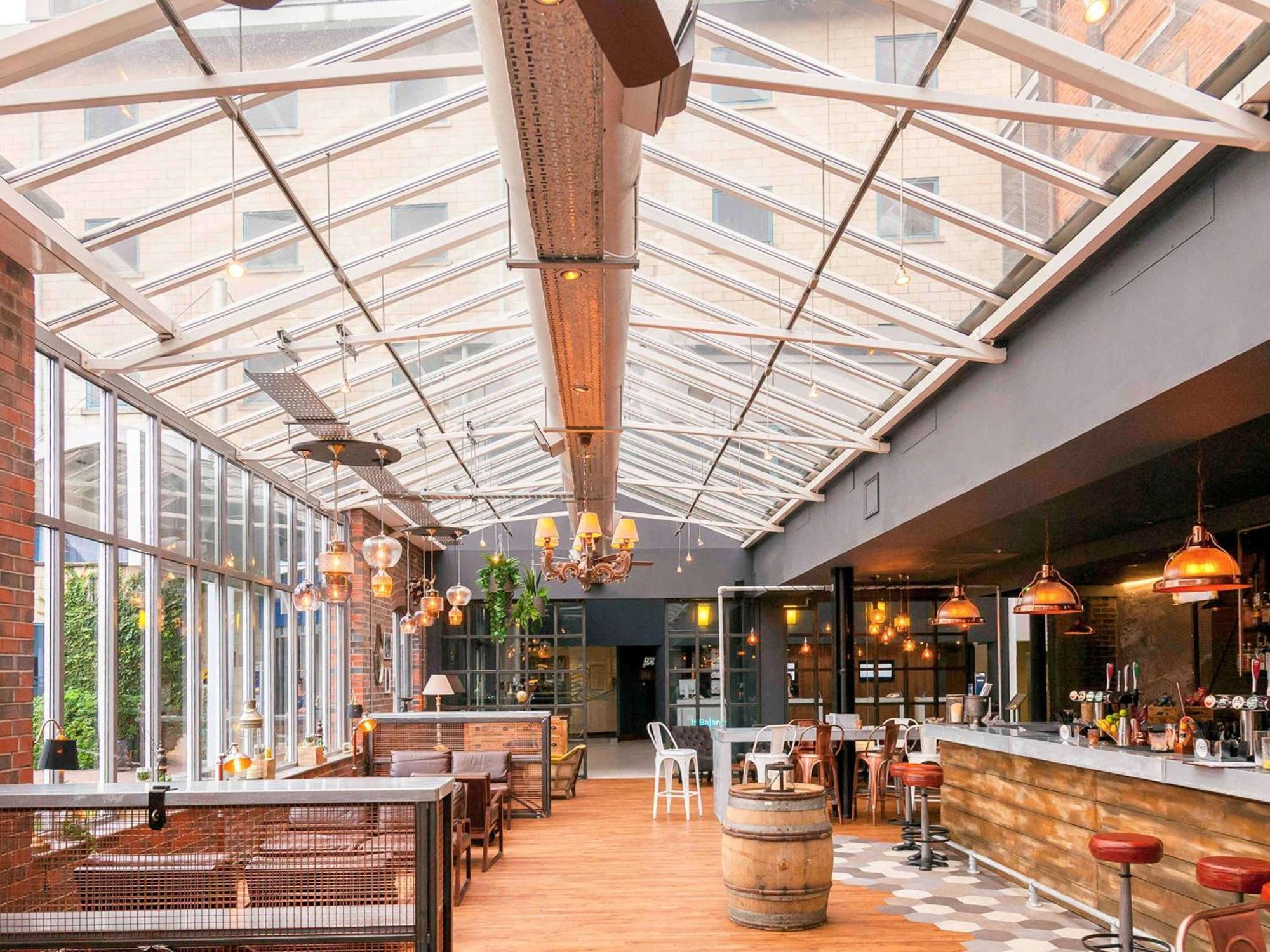 Novotel Cardiff Centre Zewnętrze zdjęcie